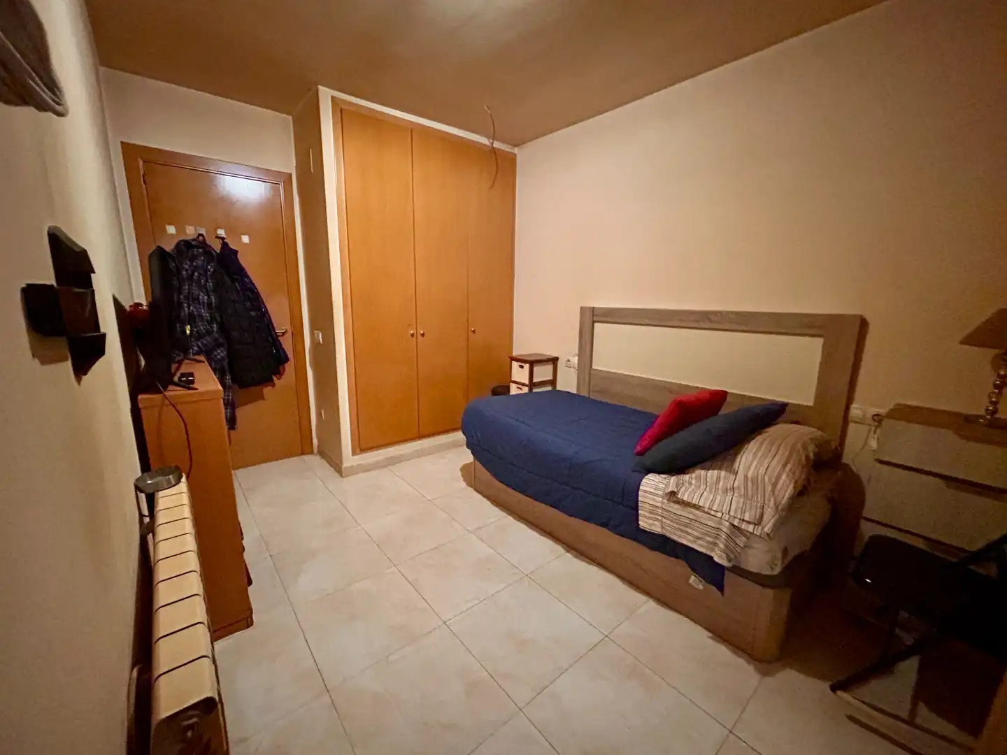 Habitación de Piso en venta en Girona con Calefacción