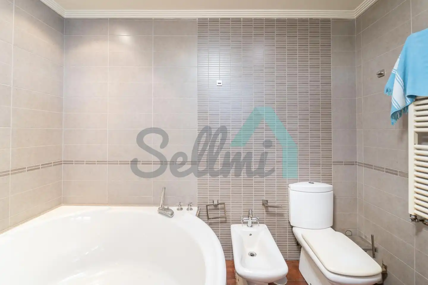 Baño de Casa o chalet en venta en Oviedo  con Calefacción, Jardín privado y Parquet