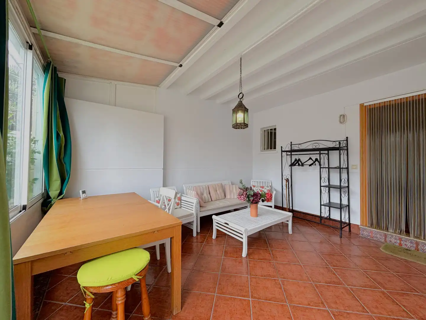 Detached homes for sale in Carrer Zarauz, El Grao