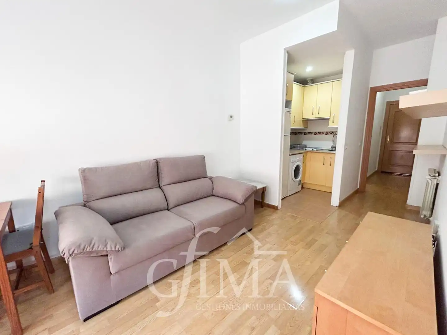 Living room of Ground floor for sale in Tomelloso  with Air Conditioner, Heating and Furnished