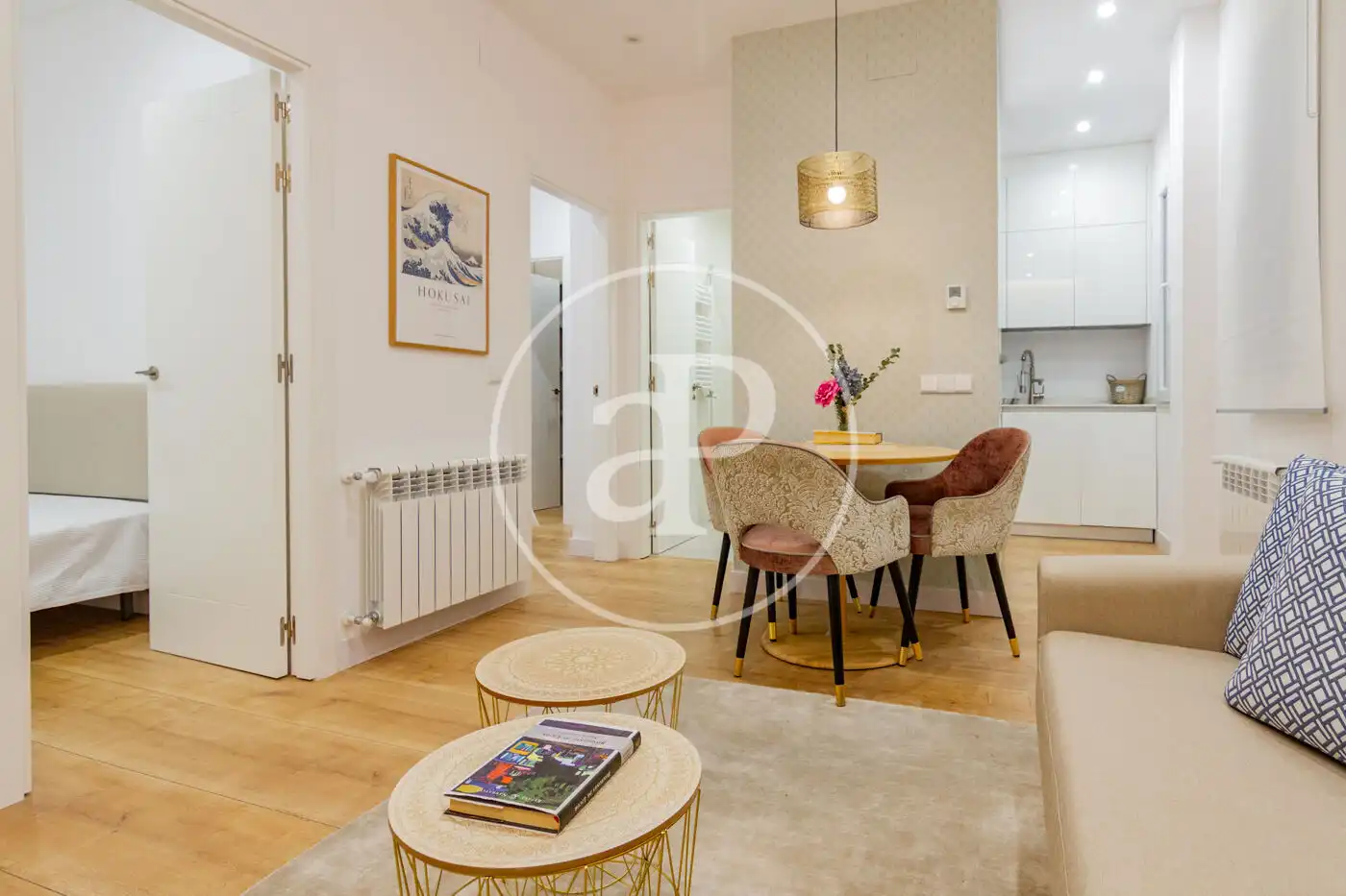 Living room of Flat for rent in Madrid  with Air Conditioner, Heating and Furnished