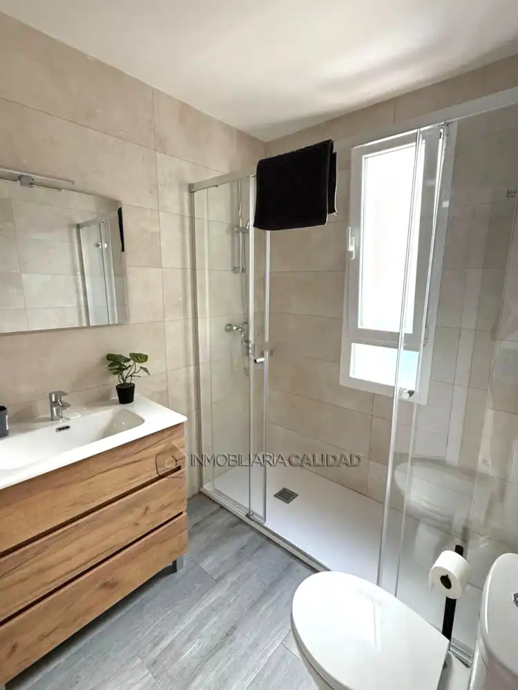 Bathroom of Flat for rent in Burgos  with Heating