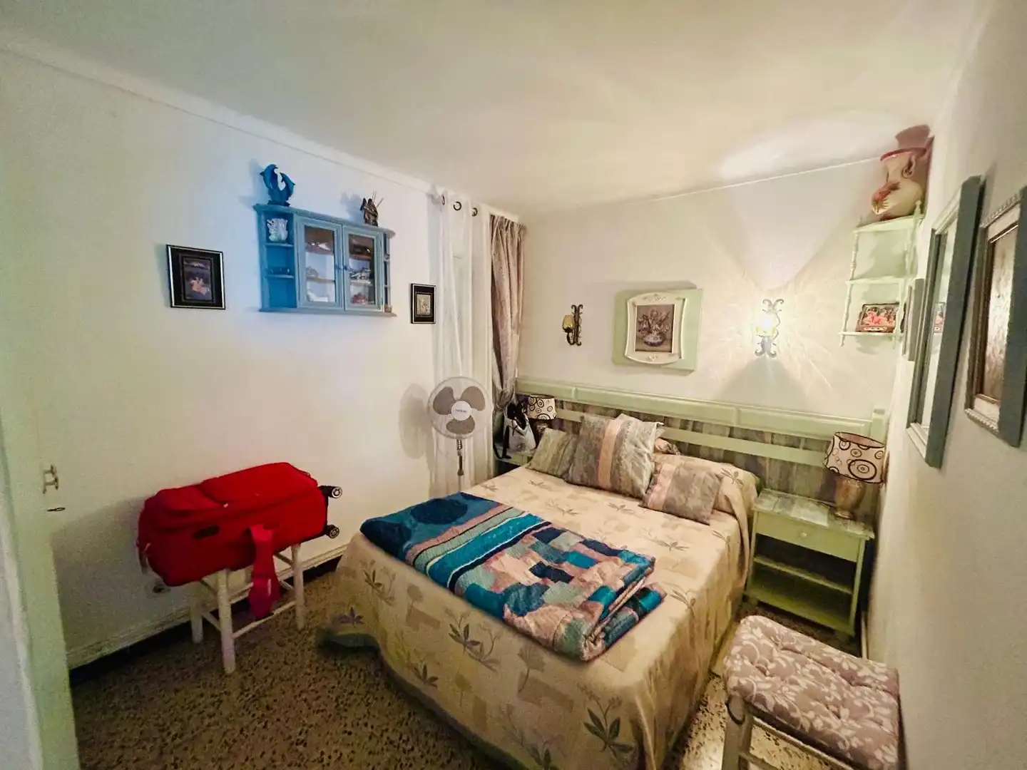 Habitación de Apartamento en venta en Empuriabrava con Amueblado