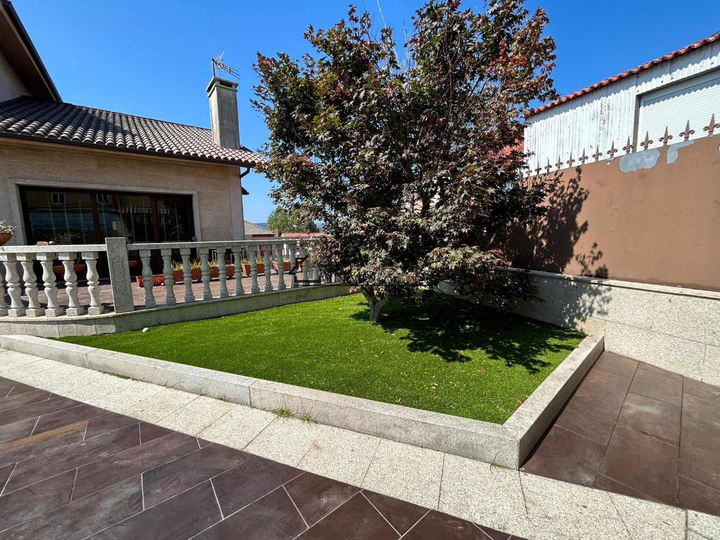 Terrassa de Casa o xalet en venda en Vilagarcía de Arousa amb Jardí privat