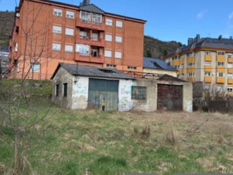 Vista exterior de Residencial en venda en Villablino