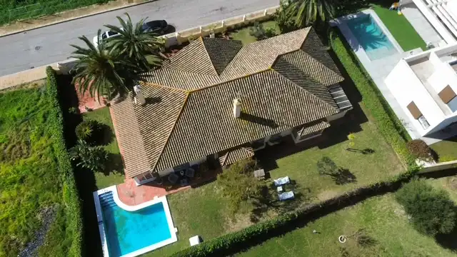 Villa mit Pool zum Verkauf in Calle Aníbal 7, imagen 3