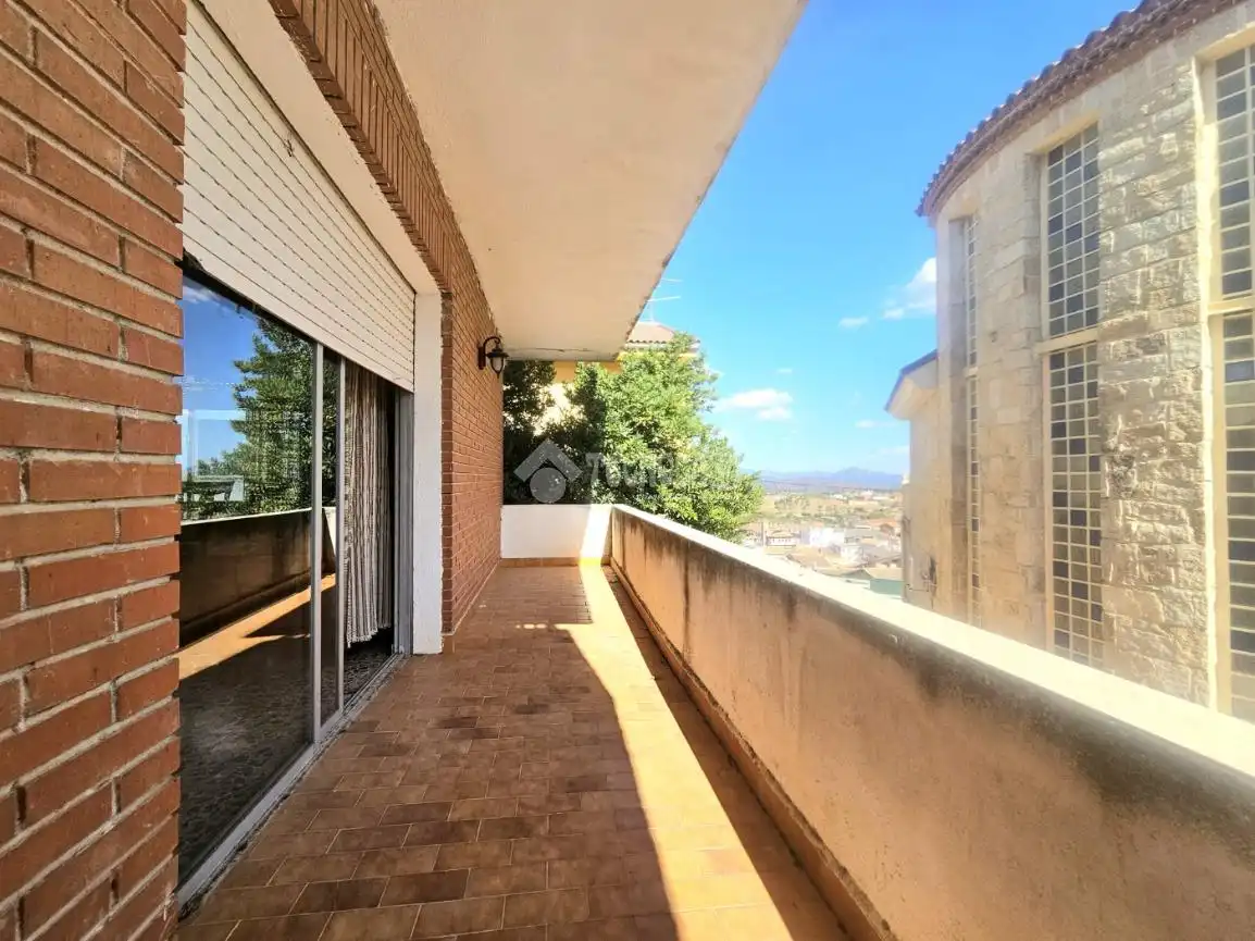Vista exterior de Casa adosada en venta en El Tiemblo 