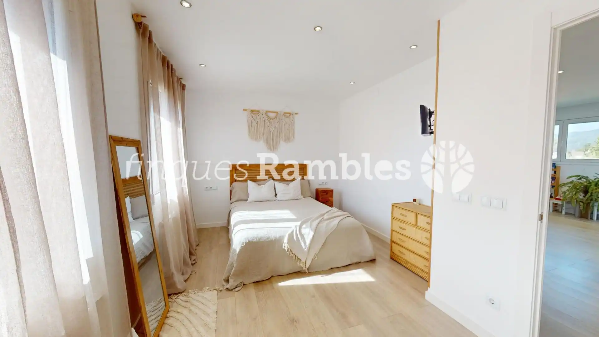 Habitación de Casa o chalet en venta en La Torre de Claramunt con Calefacción, Jardín privado y Parquet