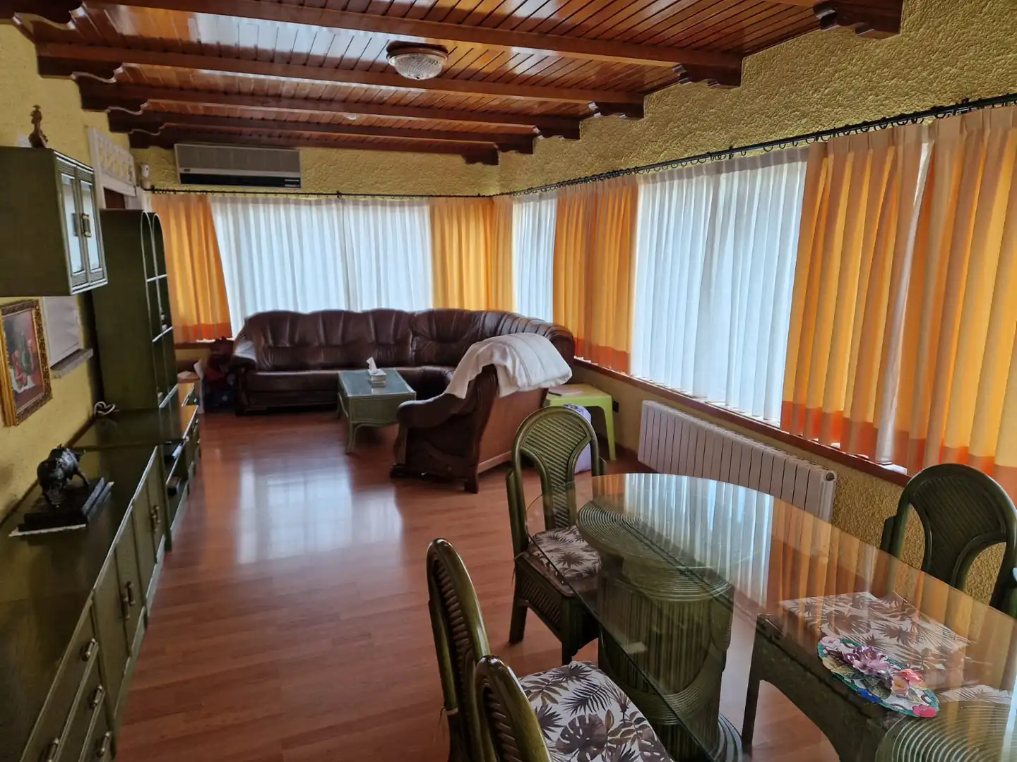 Sala d'estar de Casa o xalet en venda en Alpedrete amb Aire condicionat, Calefacció i Jardí privat
