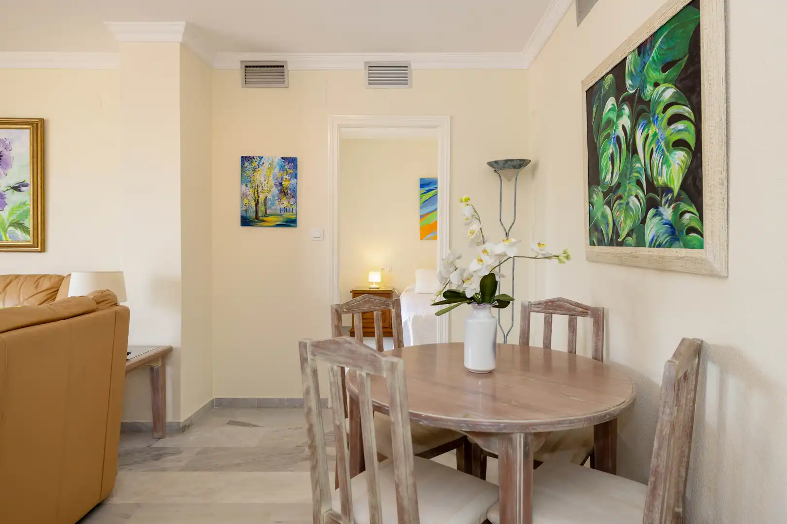 Dining room of Apartments for sale in Marbella  with Terrace and Community pool