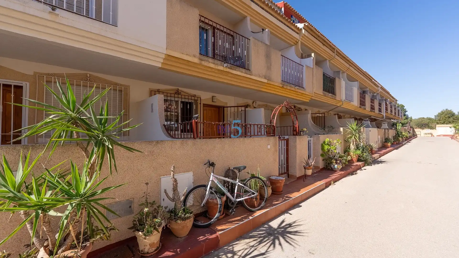 Maison mitoyenne avec terrasse à vendre à Orihuela Costa