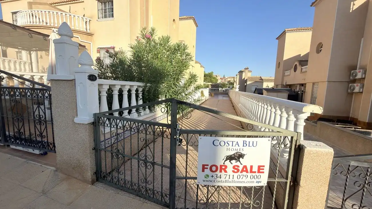Adosado con piscina en venta en Calle  Peña Vieja, imagen 5