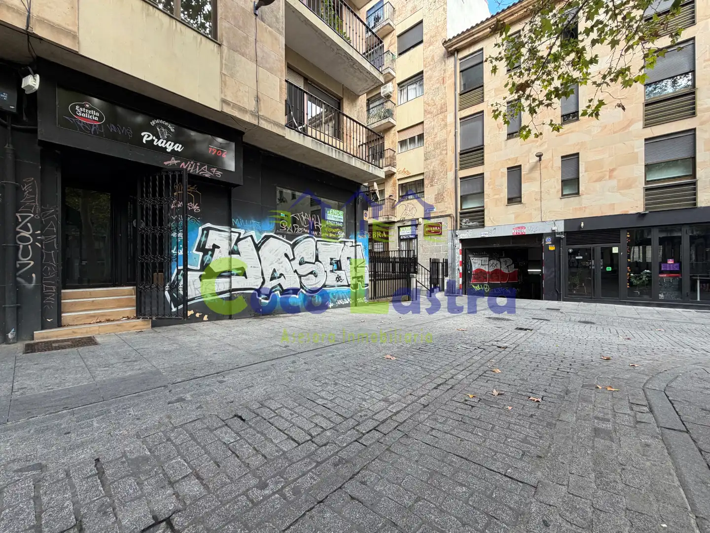 Vista exterior de Local en venta en Centro