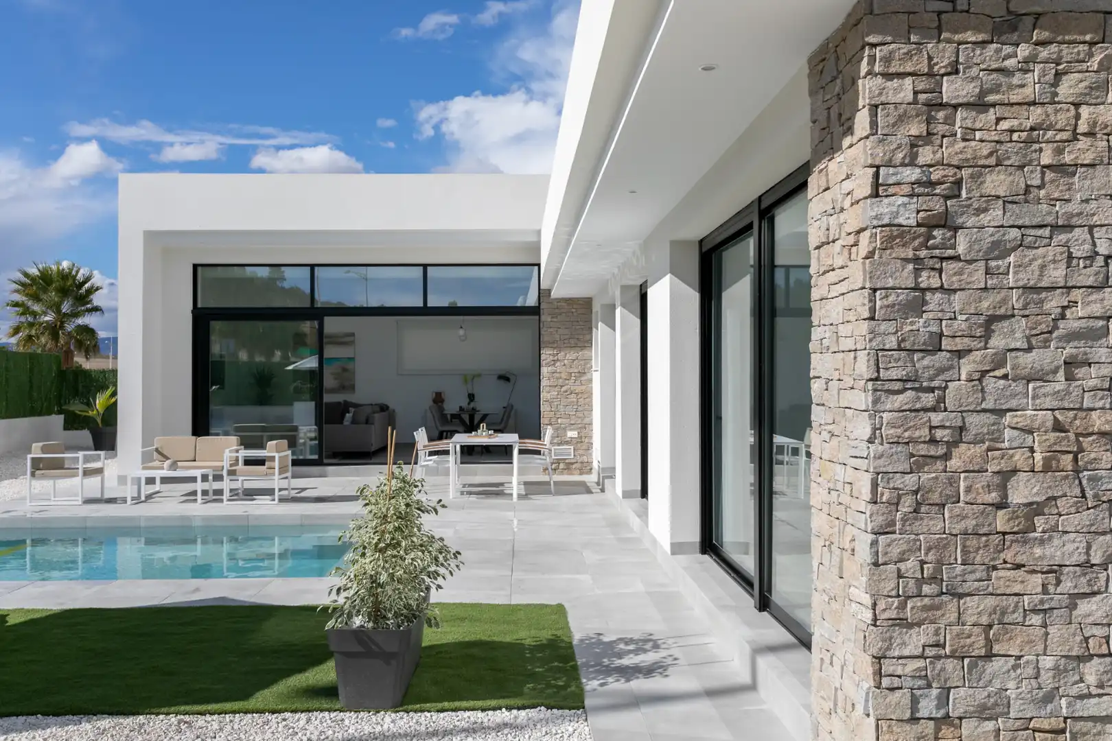Chalet con piscina en venta en Calle Urba Coto Riñales 270, imagen 6