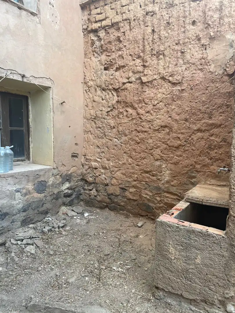 Vista exterior de Finca rústica en venda en Calatorao amb Jardí privat, Traster i Balcó