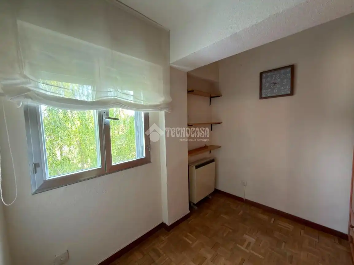 Habitación de Piso en venta en Latina