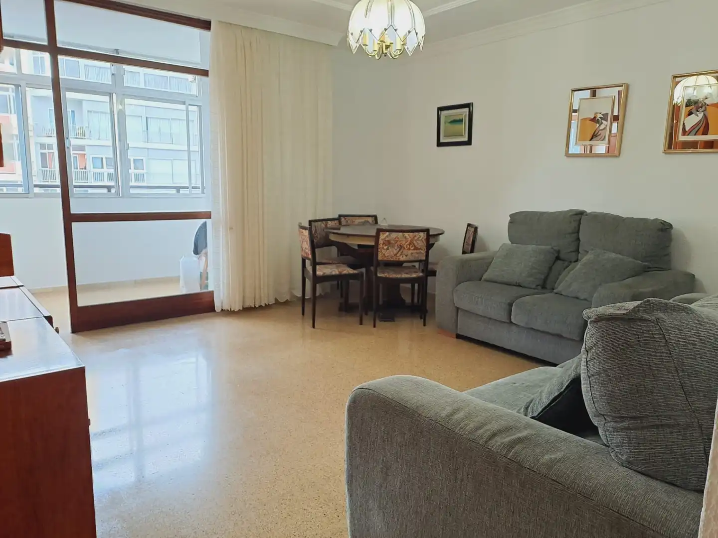 Sala de estar de Piso de alquiler en Las Palmas de Gran Canaria con Amueblado, Horno y Lavadora