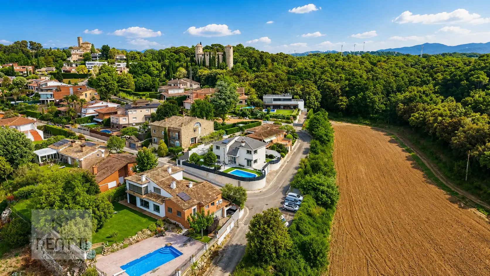 Vista exterior de Casa o xalet en venda en Girona amb Aire condicionat, Calefacció i Traster