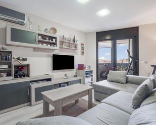 Living room of Flat for sale in Torroella de Montgrí  with Air Conditioner, Heating and Furnished