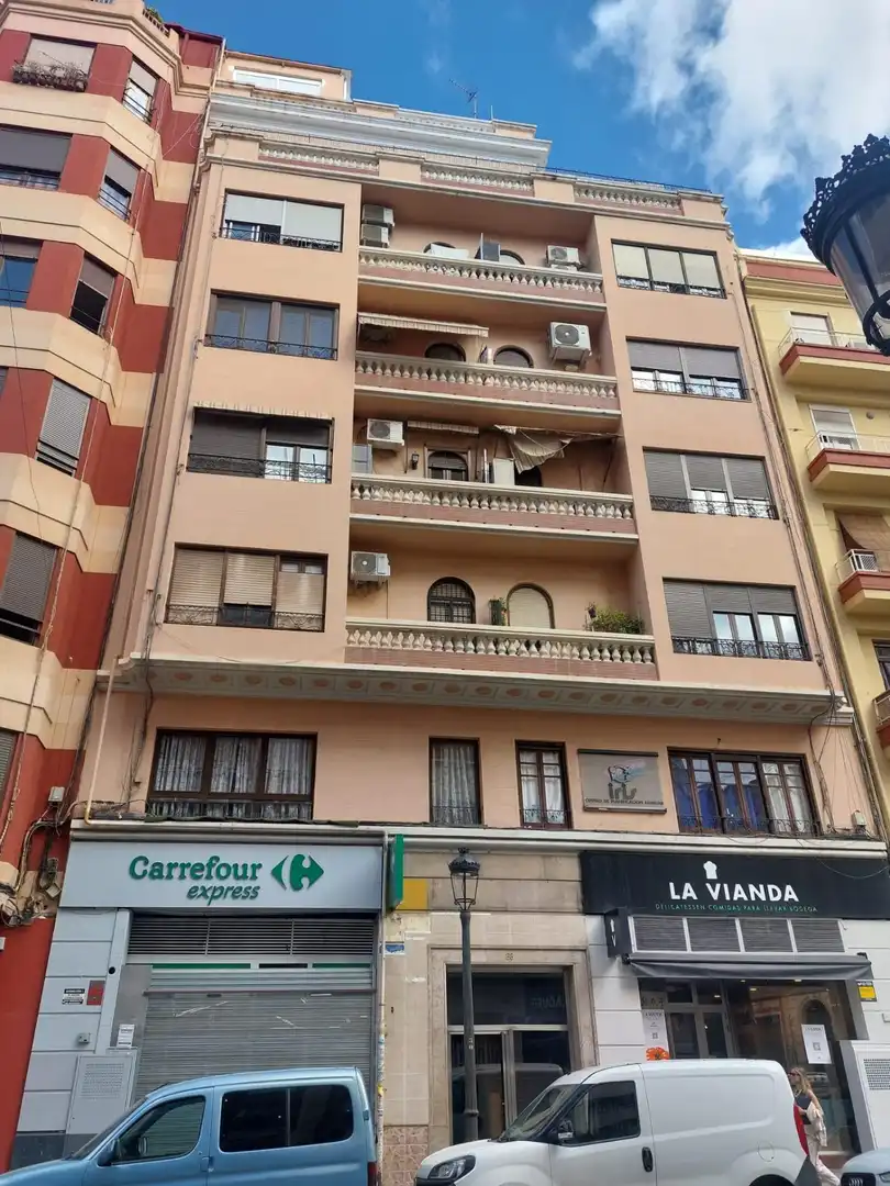Flat with lift for sale in Calle de Quart