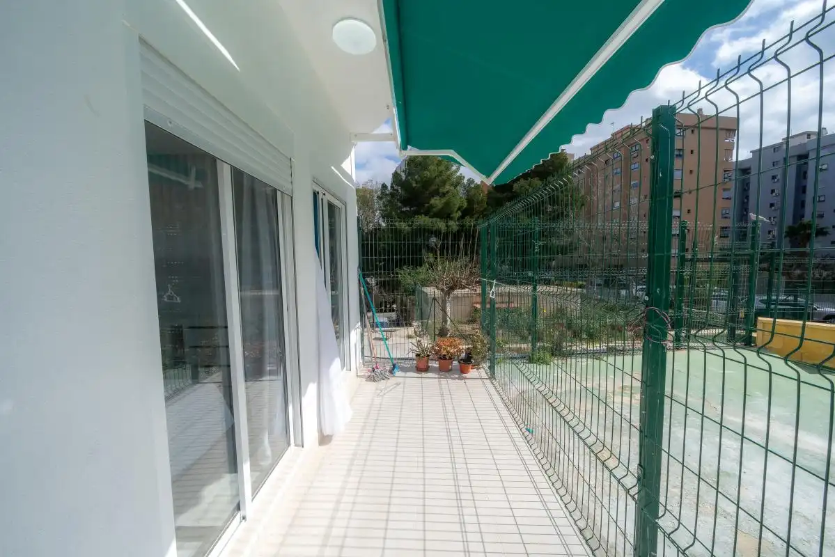 Terraza de Planta baja en venta en Benidorm con Calefacción, Jardín privado y Terraza