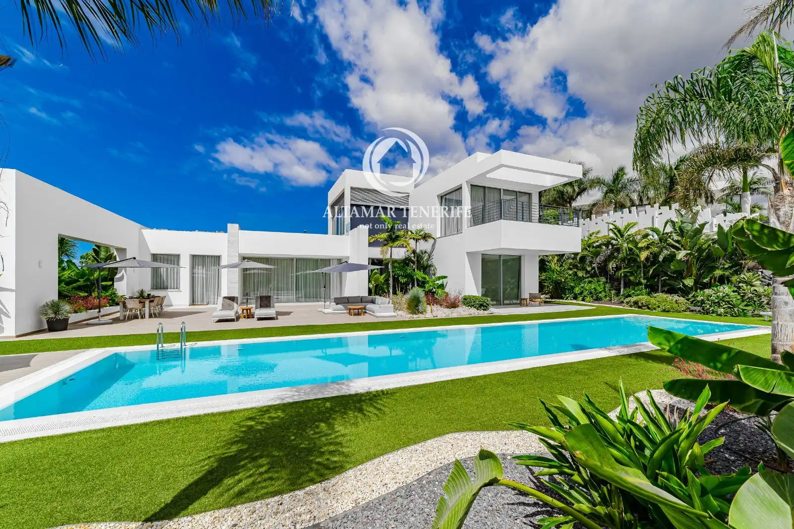Casa con piscina en venta en Costa Adeje