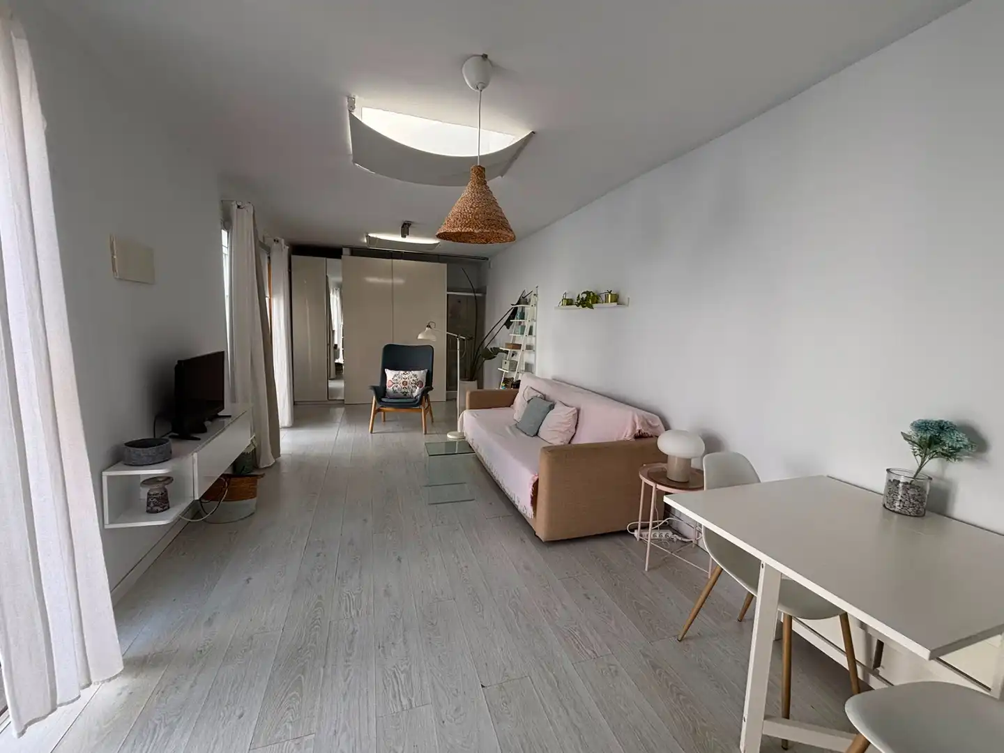 Sala de estar de Apartamento en venta en Tías con Terraza y Piscina comunitaria