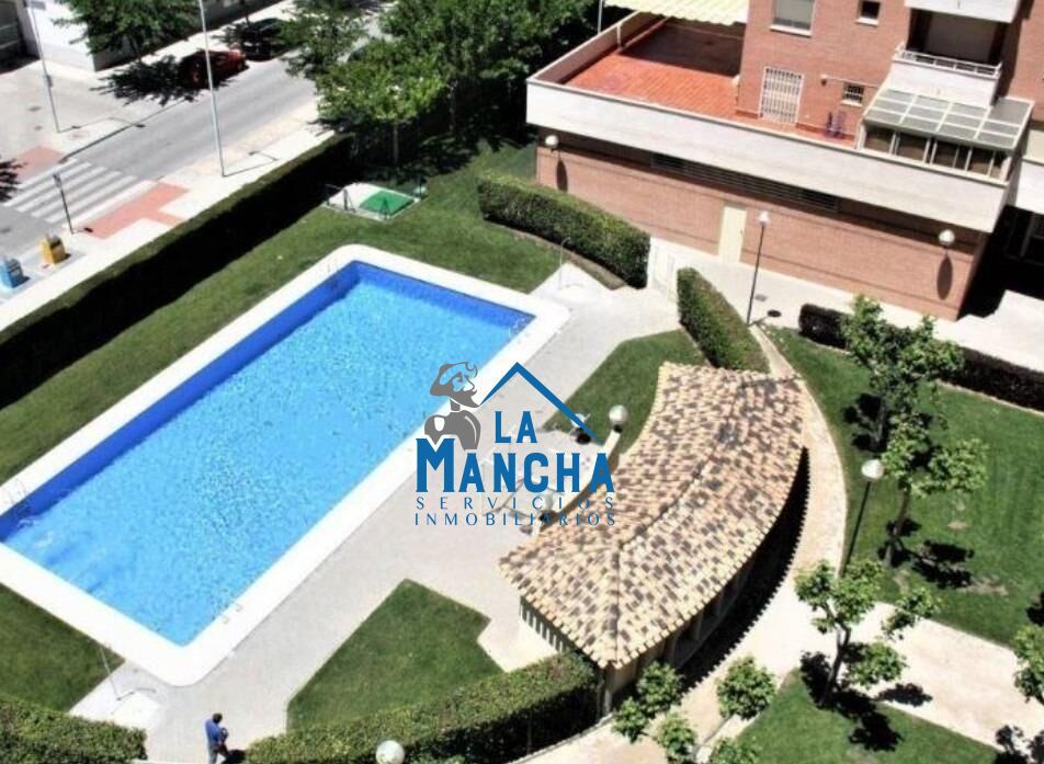 Flat for sale in Avenida GREGORIO ARCOS, Imaginalia - Llanos del Águila