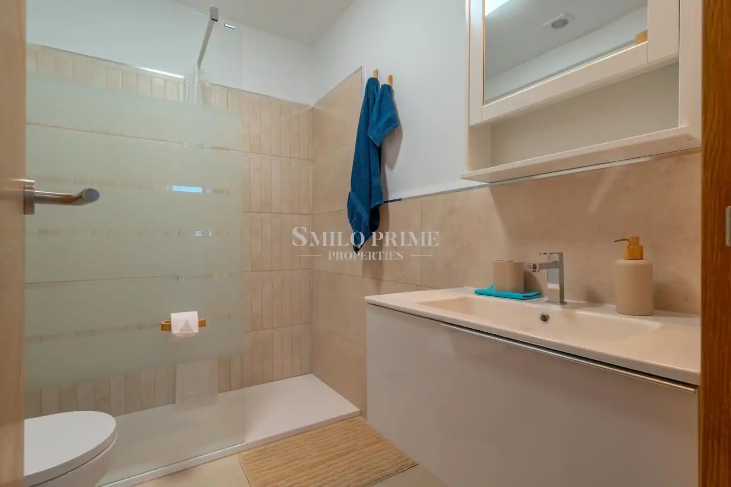 Baño de Ático de alquiler en Guía de Isora con Terraza, Trastero y Amueblado