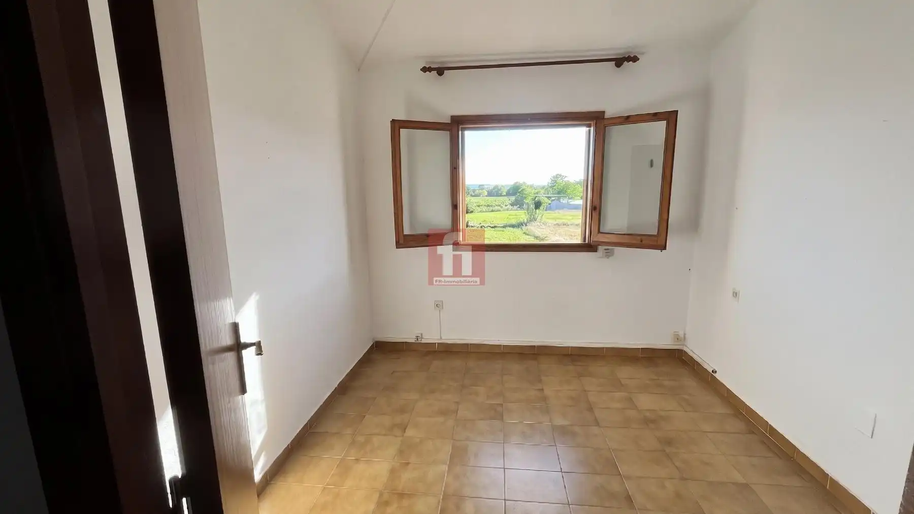 Habitación de Casa adosada en venta en Creixell con Balcón y Piscina comunitaria