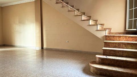 Foto 3 de Piso en venta en Avenida Primero Mayo, Don Benito, Badajoz