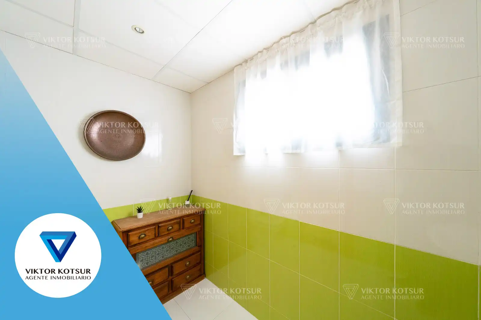 Baño de Ático en venta en Roquetas de Mar con Aire acondicionado, Parquet y Terraza