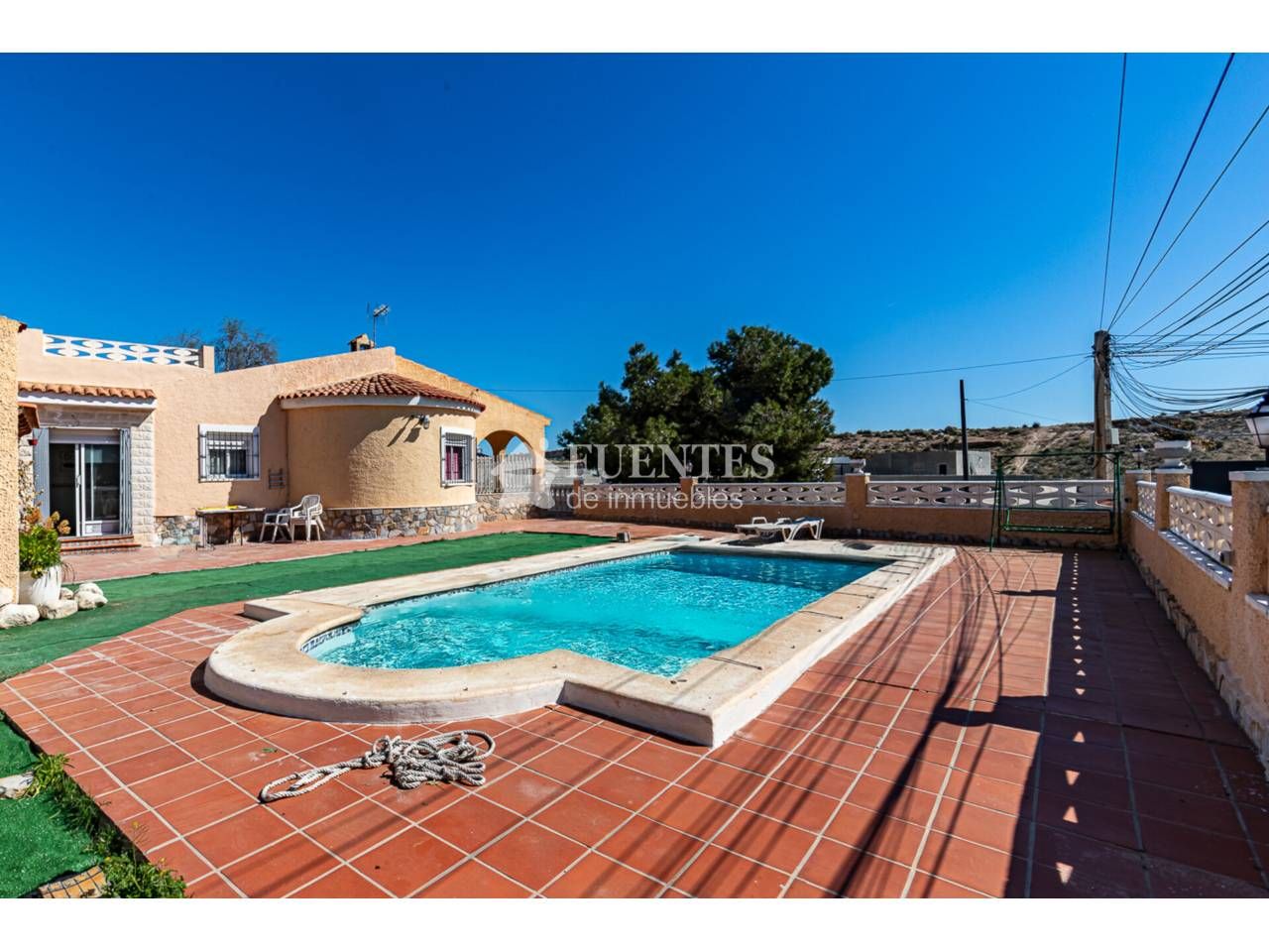 Vista exterior de Casa o chalet en venta en Mutxamel con Aire acondicionado, Calefacción y Jardín privado