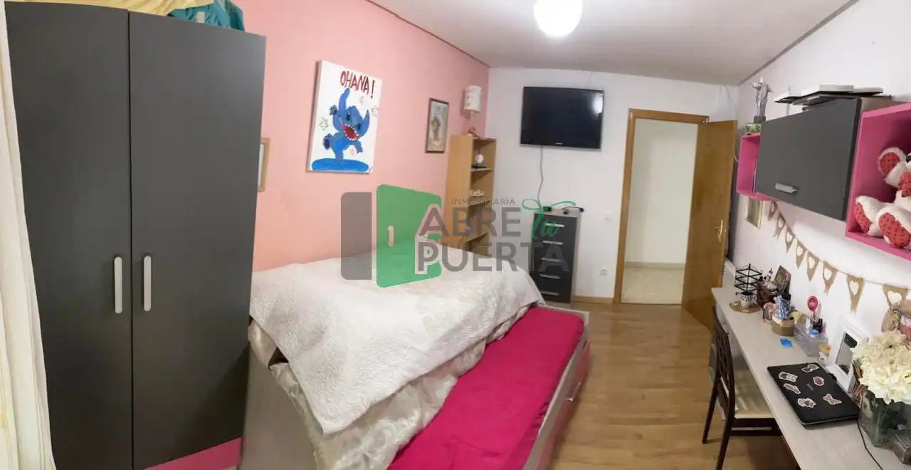 Habitación de Edificio en venta en A Pobra de Trives 