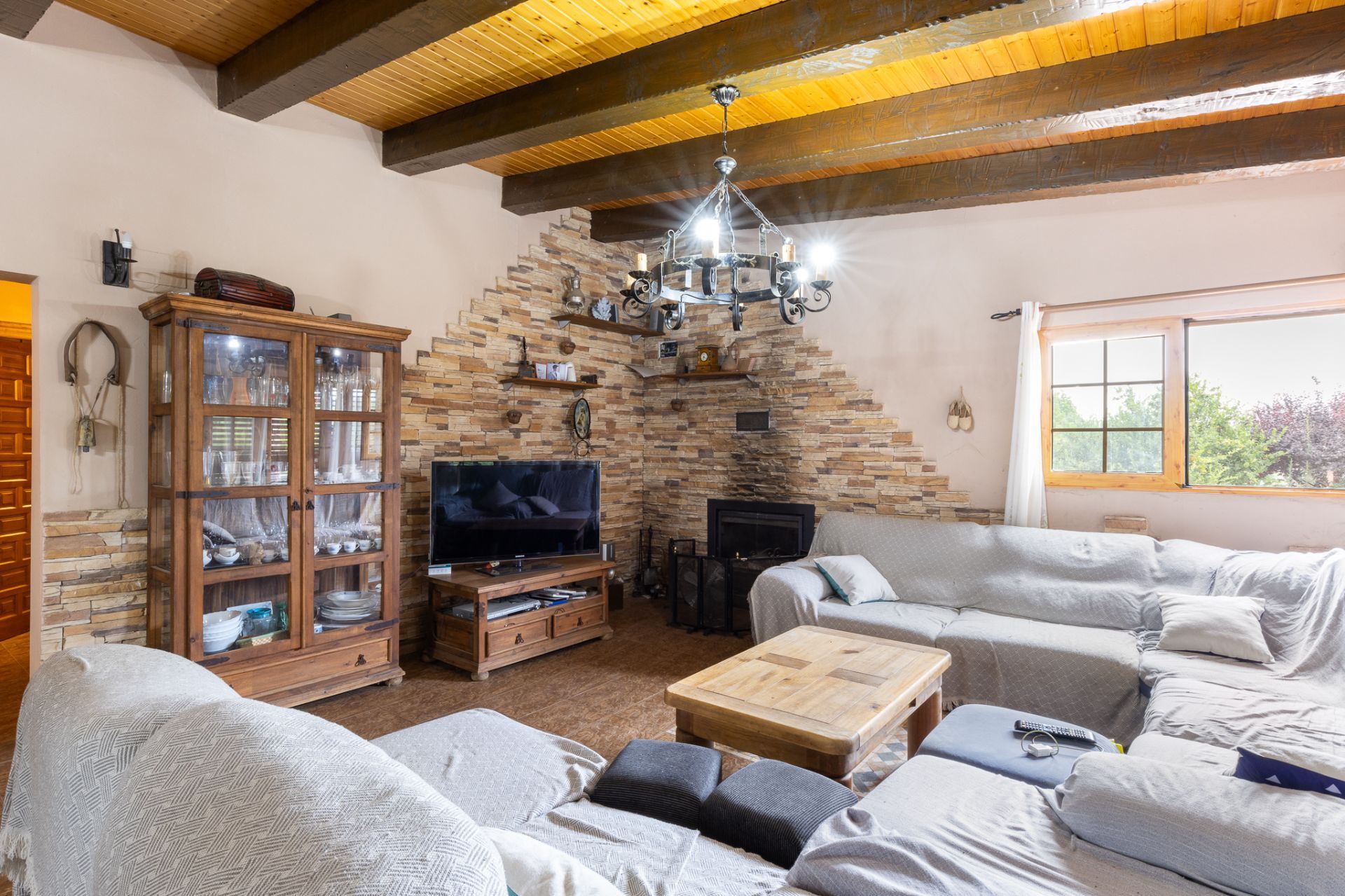 Sala de estar de Casa o chalet en venta en Torrent con Aire acondicionado, Calefacción y Jardín privado