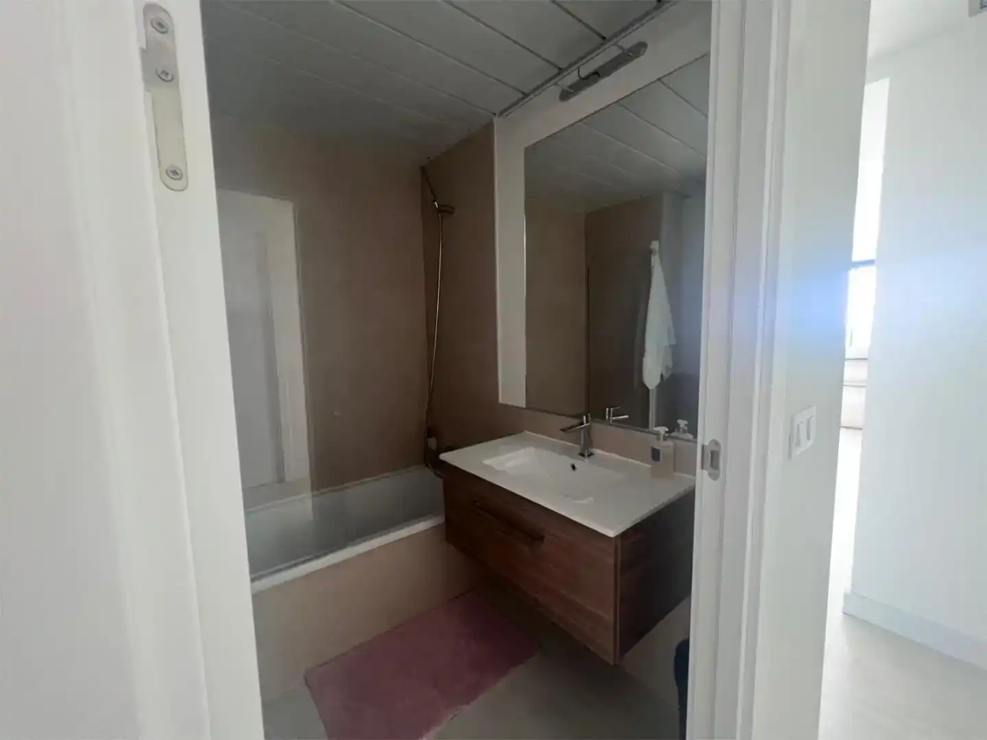 Badezimmer von Wohnung zur Miete in Estepona mit Klimaanlage, Möbliert und Ofen