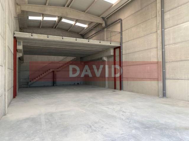 Nave industrial en Alquiler en N/A en Mas d'En Serra - Els Cards