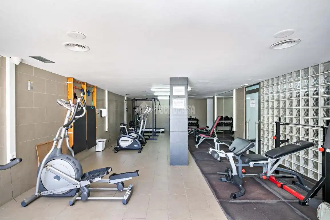 Piso en venta en Roquetas de Mar con Aire acondicionado, Terraza y Amueblado