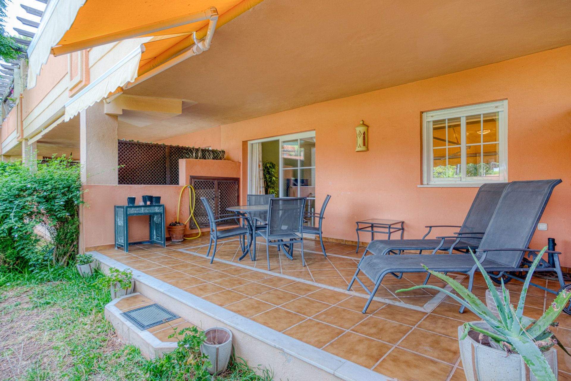 Terrace of Planta baja for sale in Marbella  with Air Conditioner, Private garden and Terrace