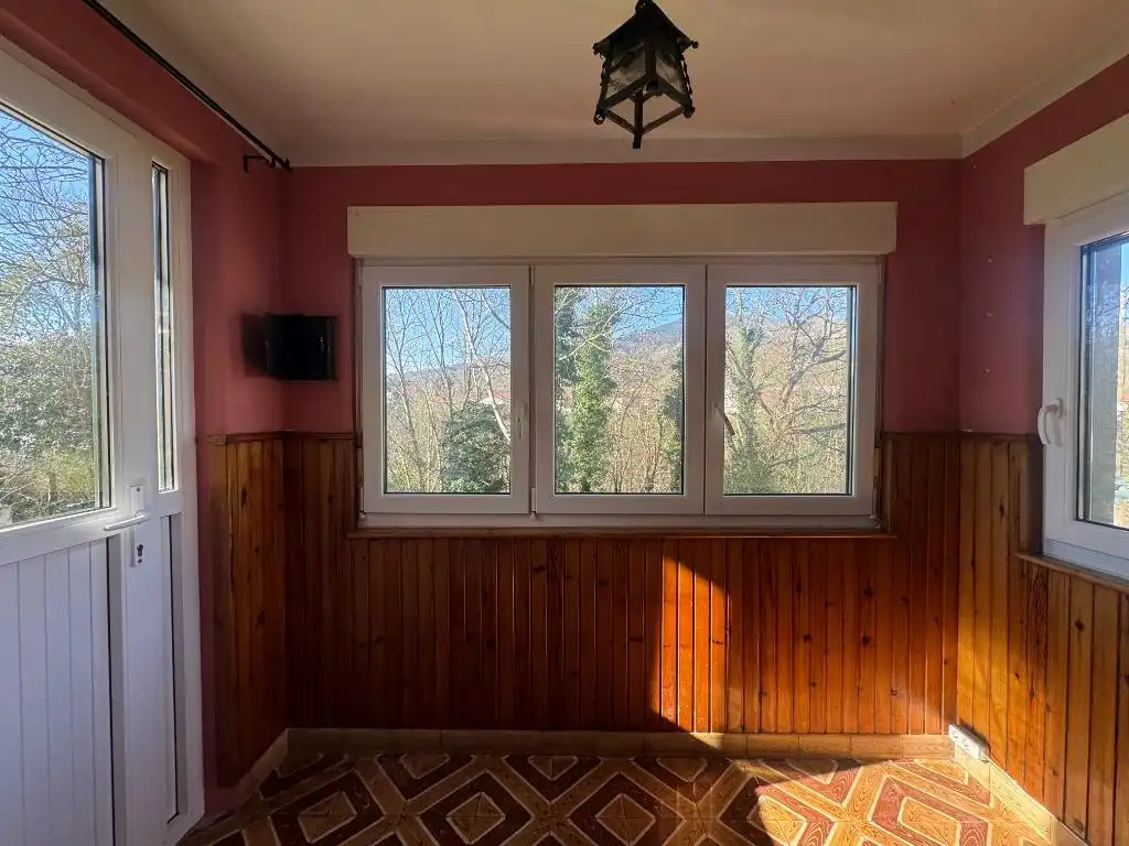 Habitación de Casa o chalet en venta en Arenas de Iguña con Calefacción, Jardín privado y Trastero