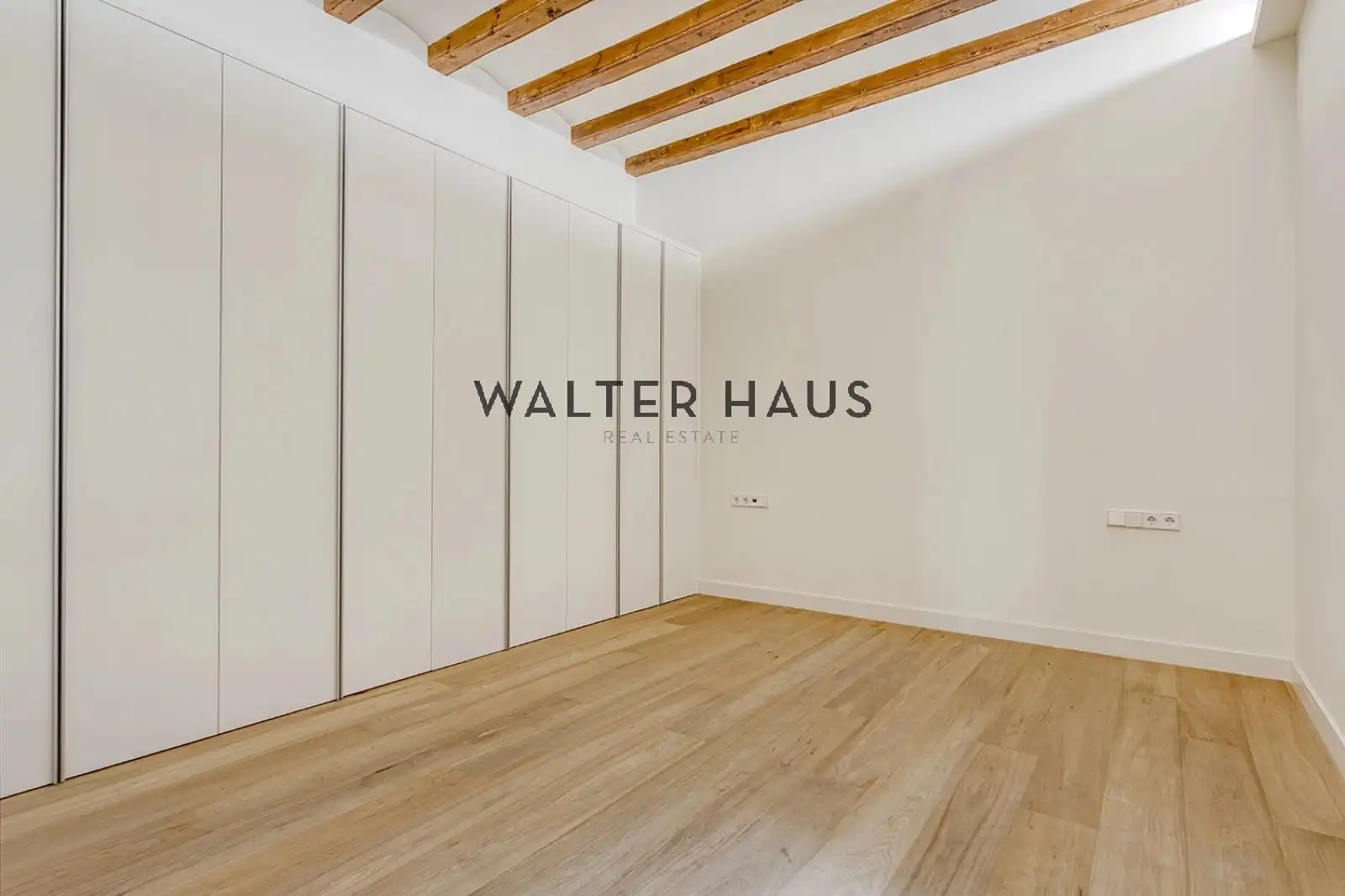 Flat with lift to rent in Carrer de Pau Claris, imagen 7