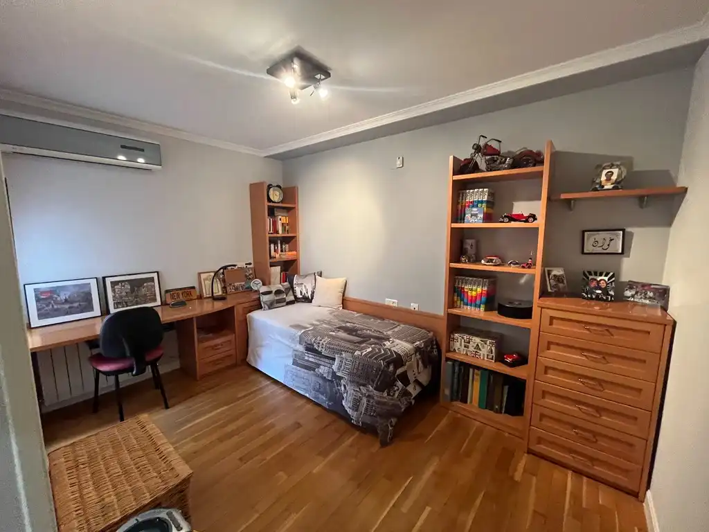 Habitación de Casa o chalet en venta en Albacete con Aire acondicionado, Calefacción y Jardín privado