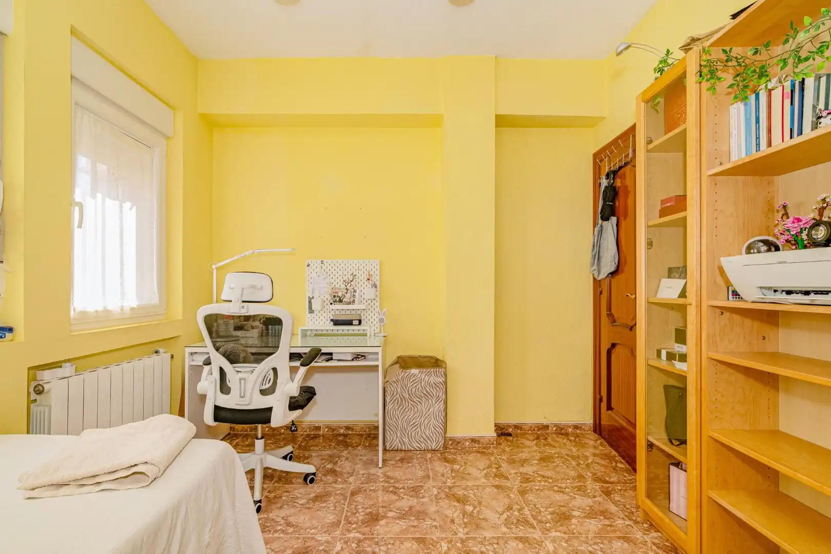 Habitación de Piso en venta en Granada con Calefacción y Amueblado