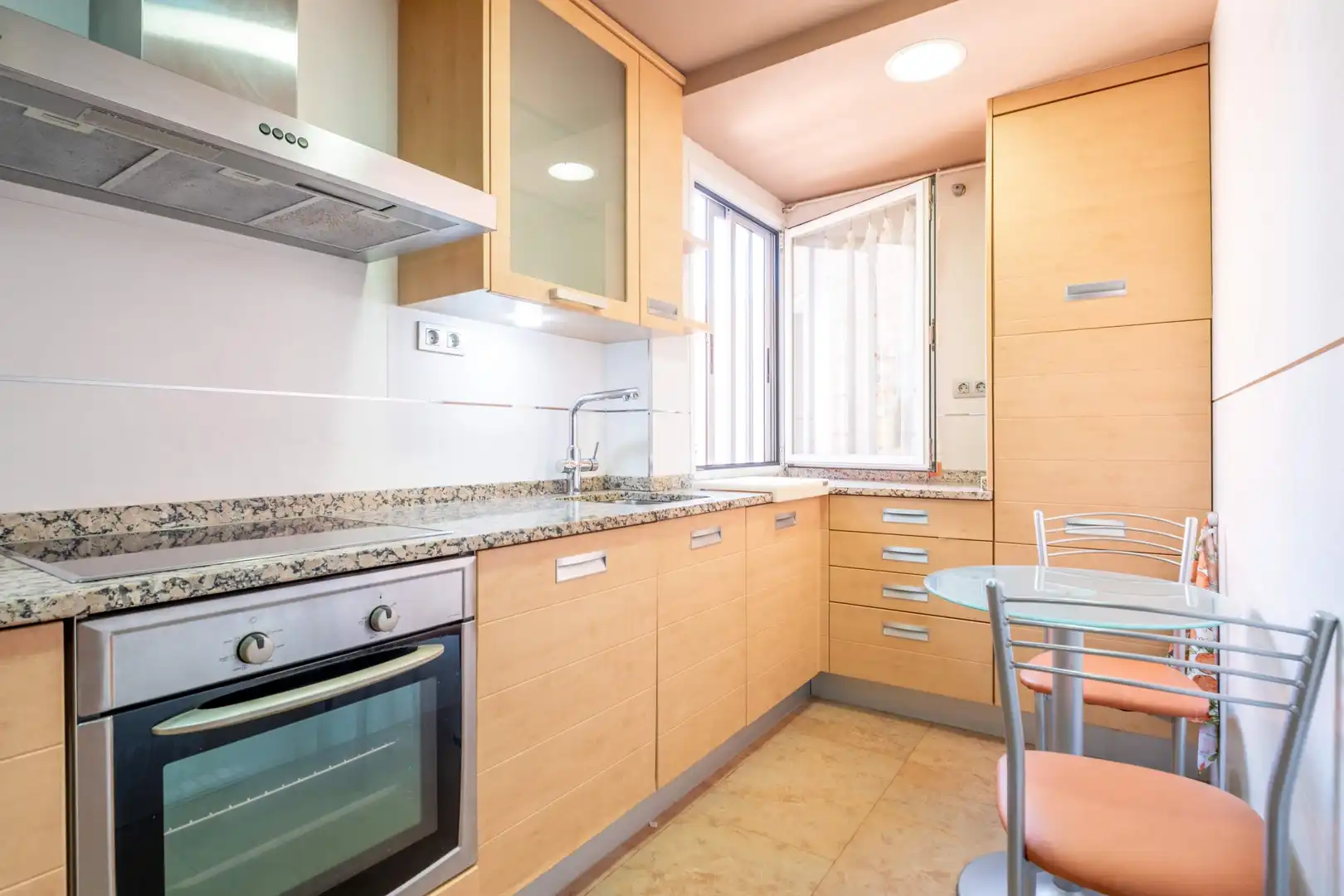 Cocina de Piso en venta en Zaragoza con Calefacción, Parquet y Terraza