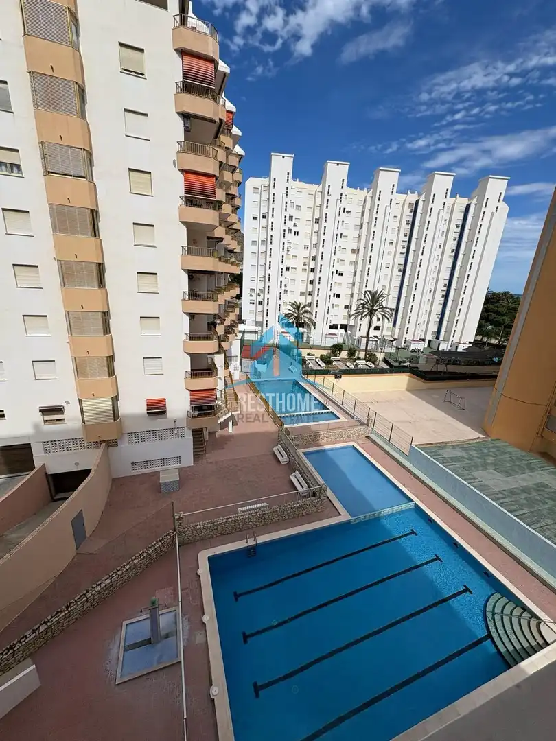 Vista exterior de Piso en venta en Cullera con Terraza y Piscina comunitaria