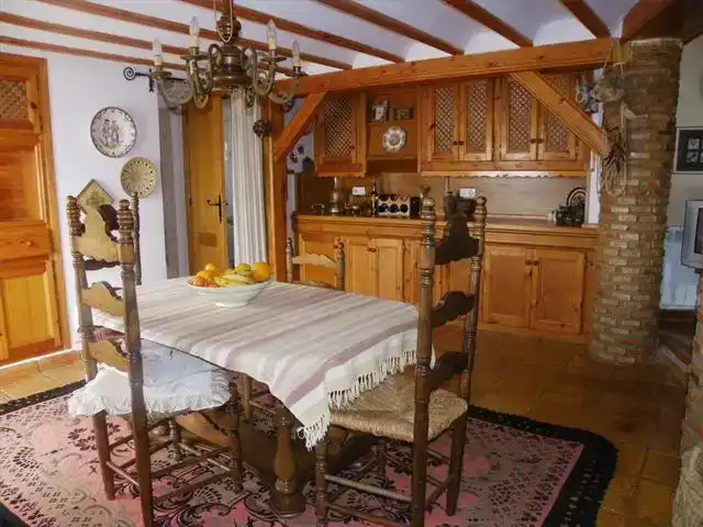 Cuina de Casa o xalet en venda en Segura de la Sierra amb Balcó