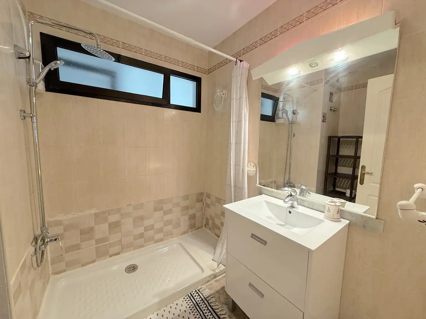 Baño de Piso en venta en Arrecife con Trastero