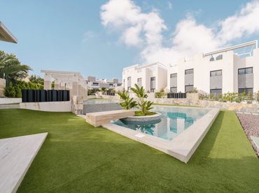 Casa amb balcó en venda a Los Balcones - Los Altos