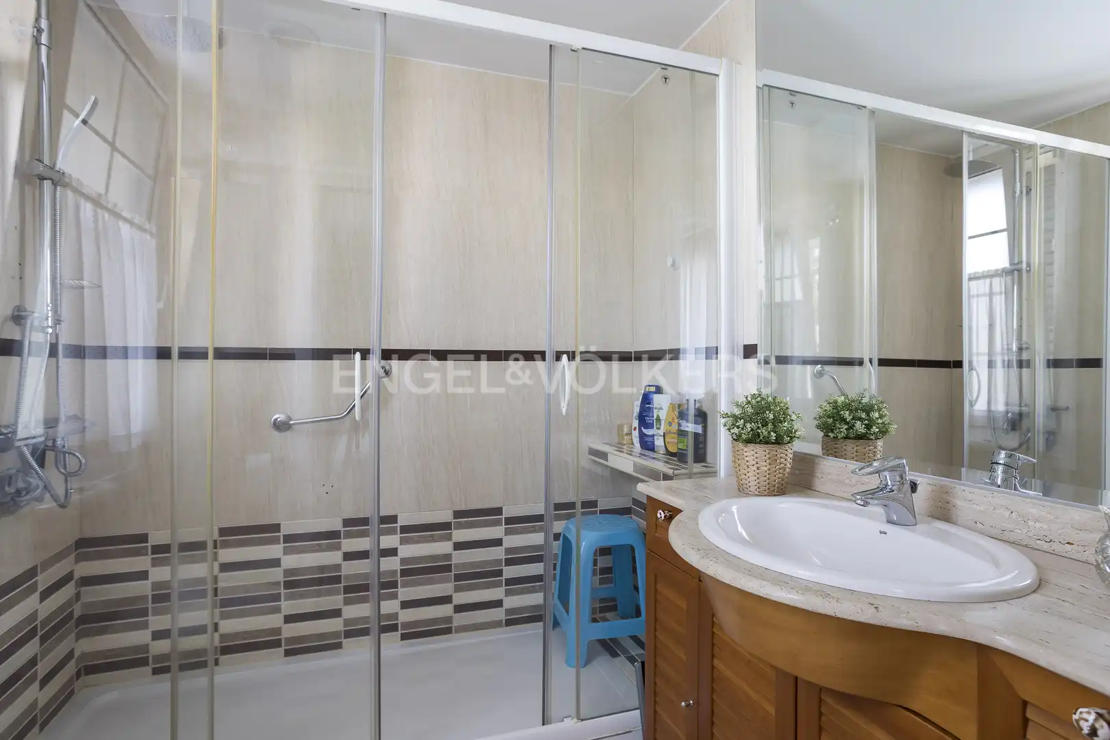 Baño de Casa o chalet en venta en Madrid con Calefacción y Jardín privado