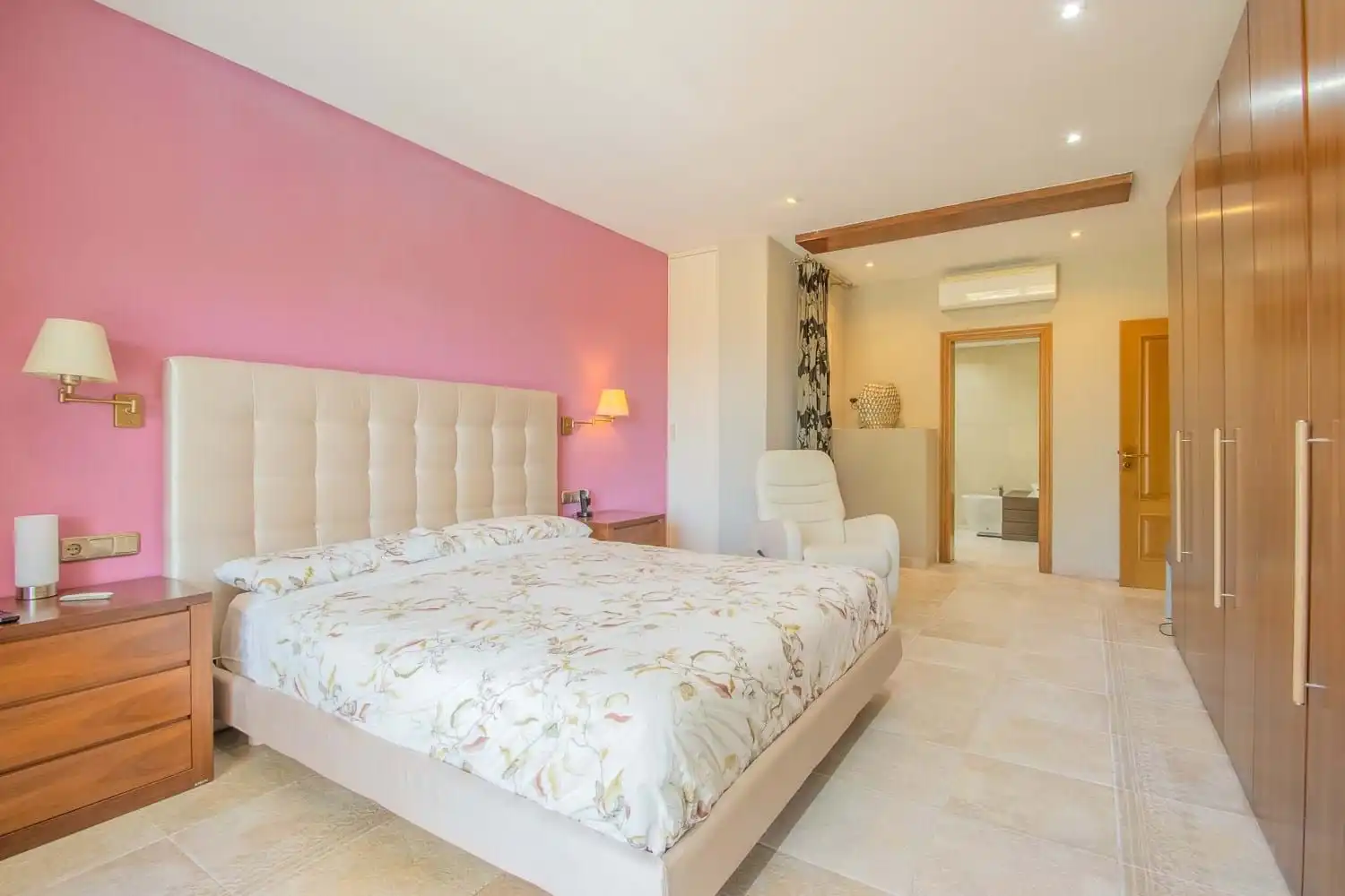 Bedroom of Houses for sale in Calvià  with Air Conditioner, Terrace and Balcony